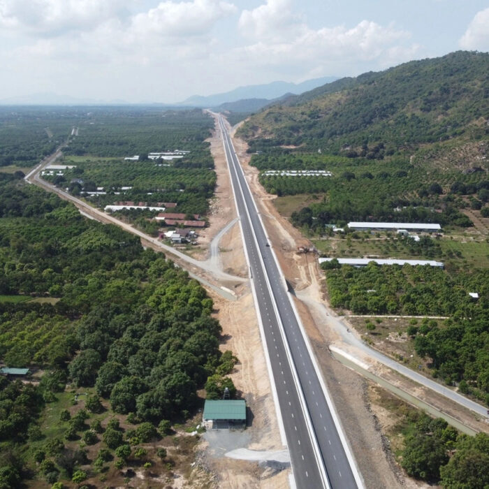 cao-toc-nha-trang-cam-lam-6