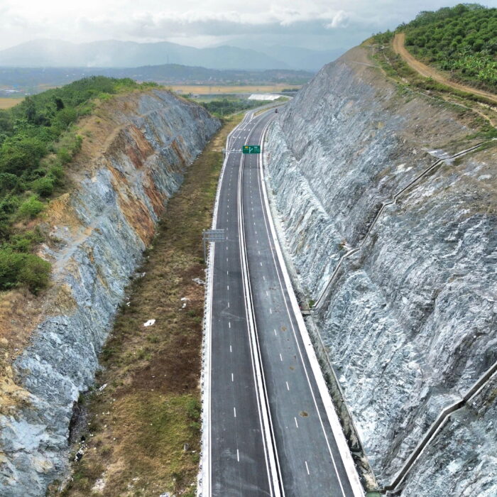 cao-toc-van-phong-nha-trang-1