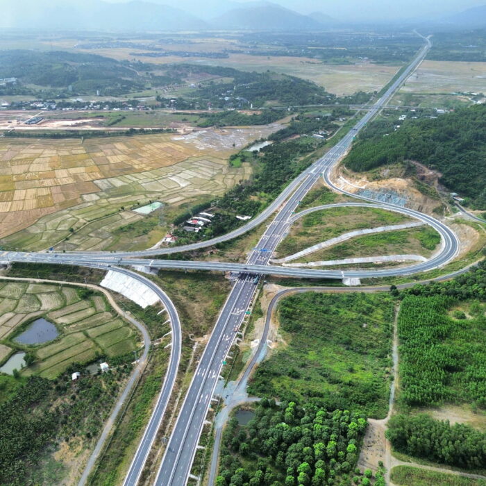 cao-toc-van-phong-nha-trang-3